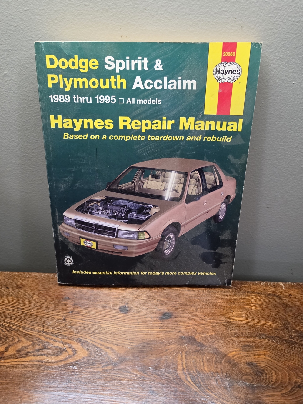 Haynes Repair Manual 30060: Dodge Spirit & Plymouth Acclaim 1989-1995